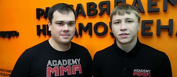 Разозлился и полез в драку: как боец ММА съездил на турнир в Сингапур - Sputnik Беларусь