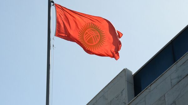 Государственный флаг Кыргызстана в Бишкеке - Sputnik Беларусь