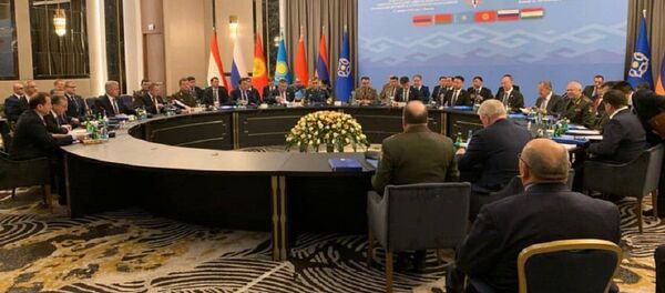 Заседание глав МИД, Минобороны и Совбезов стран ОДКБ проходит в Бишкеке - Sputnik Беларусь