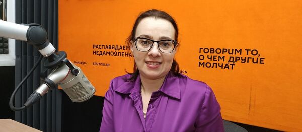 Канапацкая: у маім выпадку ўлада апынулася на прыступку вышэй за апазіцыю Канапацкая: у маім выпадку ўлада апынулася на прыступку вышэй за апазіцыю - Sputnik Беларусь