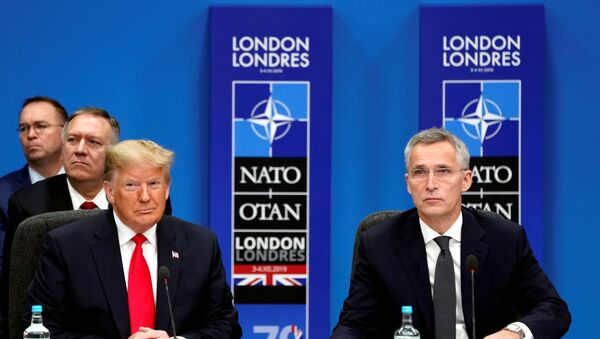 Дональд Трамп и Йенс Столтенберг на саммите НАТО в Лондоне - Sputnik Беларусь