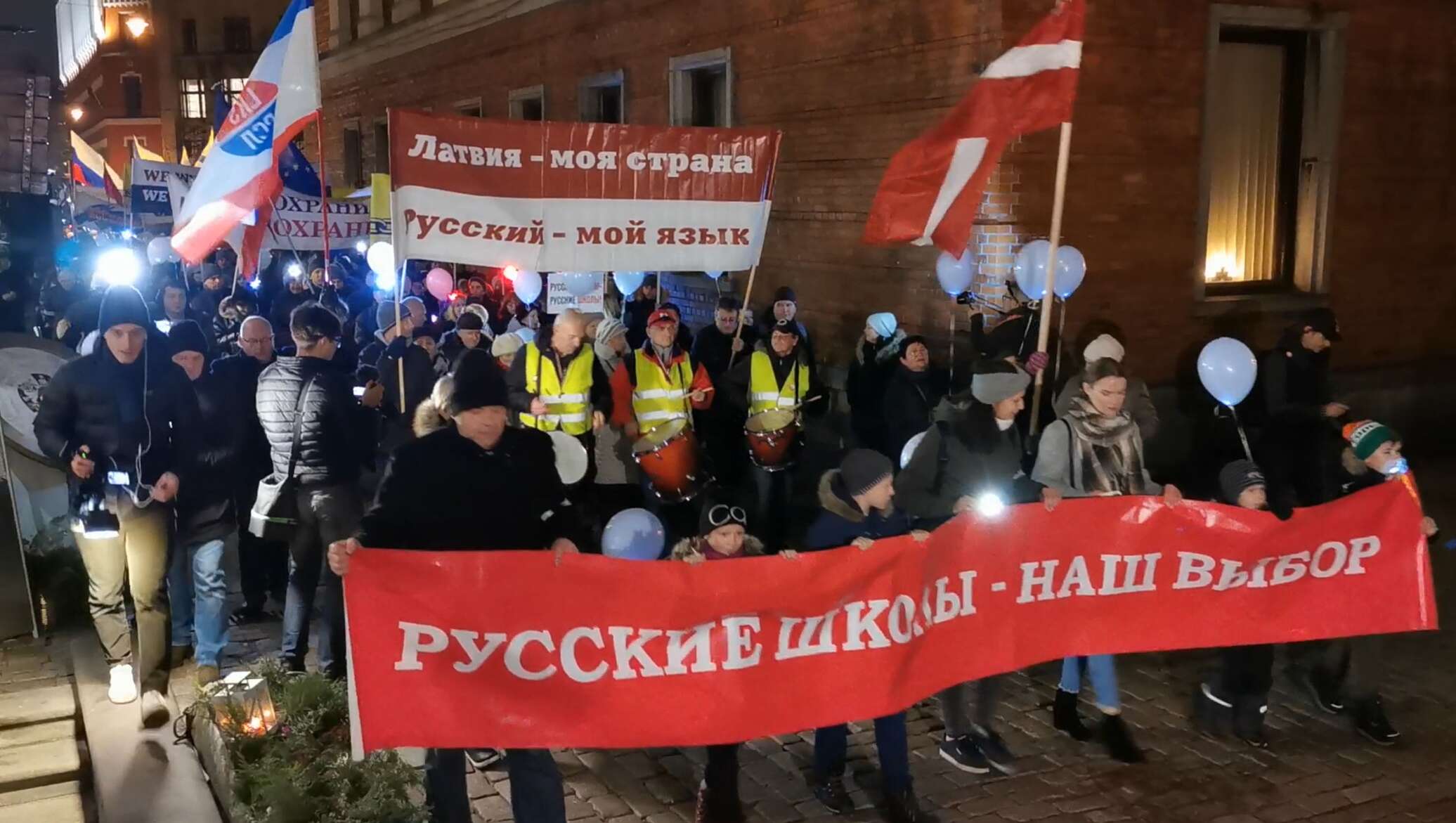 карта латвии с городами подробная. протесты в латвии. процент русских в латвии. спутник латвии на русском языке. спутник латвии на русском языке.