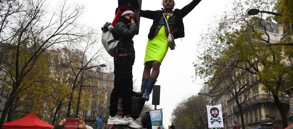 Движение по всей Франции парализовано из-за массовой забастовки - Sputnik Беларусь