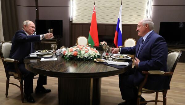 Президент РФ Владимир Путин и президент БеларусиАлександр Лукашенко - Sputnik Беларусь