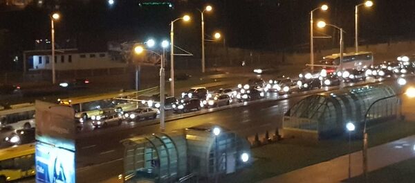 На проспекте Дзержинского стоит большая пробка - Sputnik Беларусь