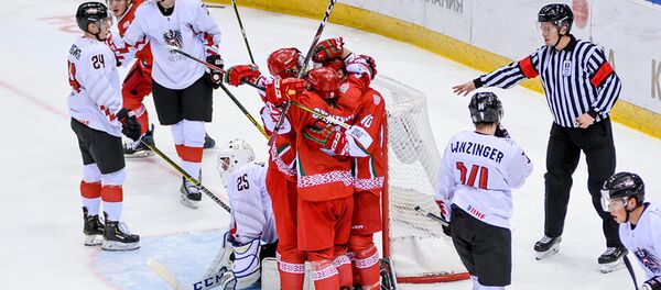 Белорусская молодежка начала с победы Чемпионат мира по хоккею Белорусская молодежка начала с победы Чемпионат мира по хоккею - Sputnik Беларусь