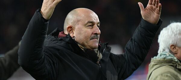 Главный тренер сборной России Станислав Черчесов - Sputnik Беларусь