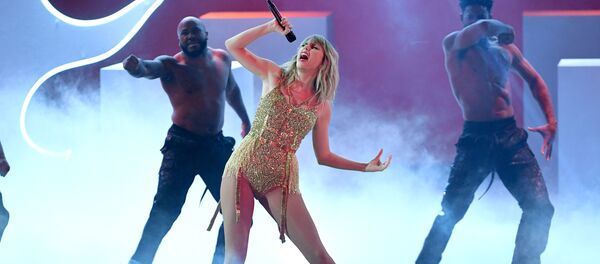 Поп-певица Тейлор Свифт - Sputnik Беларусь