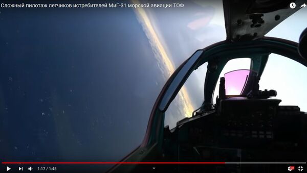 Сложный пилотаж показали пилоты перехватчиков на Камчатке - видео - Sputnik Беларусь