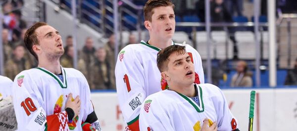 Хоккеисты молодежной сборной Беларуси Хоккеисты молодежной сборной Беларуси - Sputnik Беларусь