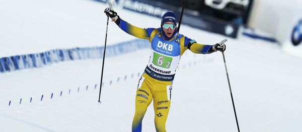Олимпийский чемпион по биатлону швед Себастьян Самуэльссон  - Sputnik Беларусь