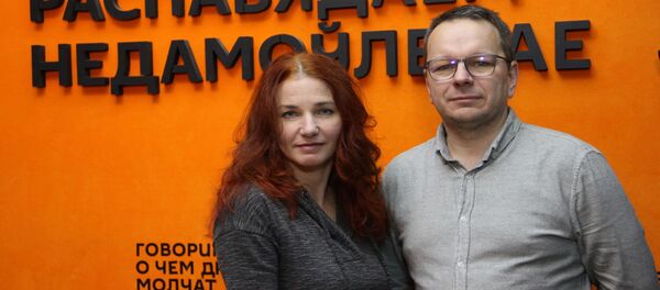 Там гомофобия буйным цветом: Пастернак и Жвалевский о новой книге - Sputnik Беларусь