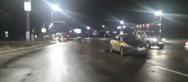 В Витебске на переходе такси сбило пенсионерку - Sputnik Беларусь