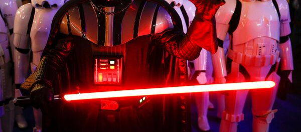 Актер в костюме Дарта Вейдера и штурмовики на премьере фильма Звездные войны : Восхождение Скайуокера в Лондоне - Sputnik Беларусь