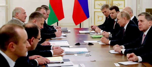 Пра што гаварылі Пуцін і Лукашэнка на двухбаковай сустрэчы ў Санкт-Пецярбургу - Sputnik Беларусь