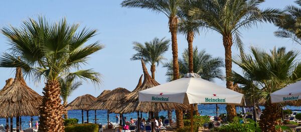 Отдыхающие на пляже в Шарм-эль-Шейхе - Sputnik Беларусь