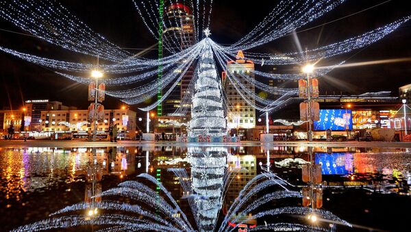 Новогодняя иллюминация в Минске - Sputnik Беларусь