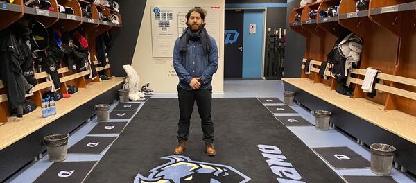 Канадский хоккеист Мэтью Майоне Канадский хоккеист Мэтью Майоне - Sputnik Беларусь