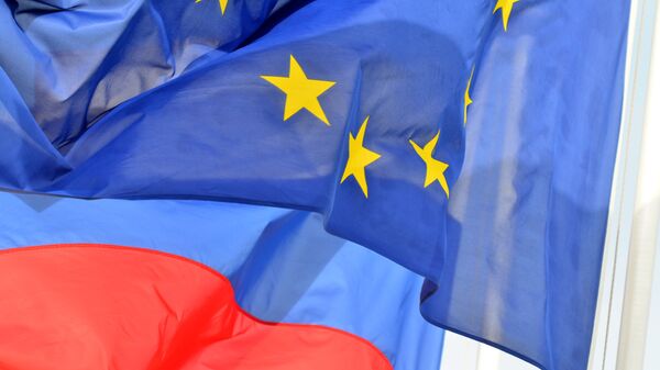 Флаги России и ЕС - Sputnik Беларусь