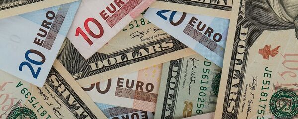 Доллары и евро - Sputnik Беларусь