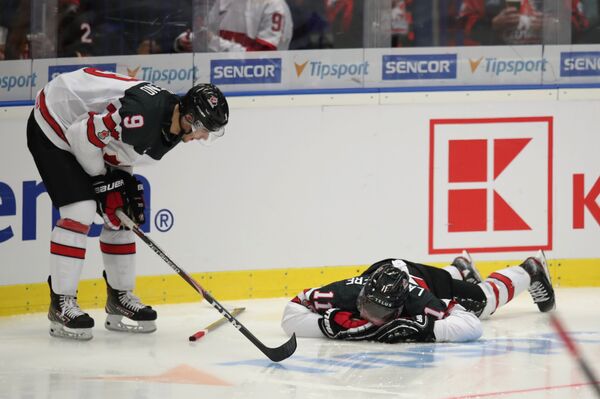 Хоккеисты молодежной сборной России рекордно разгромили канадцев - Sputnik Беларусь