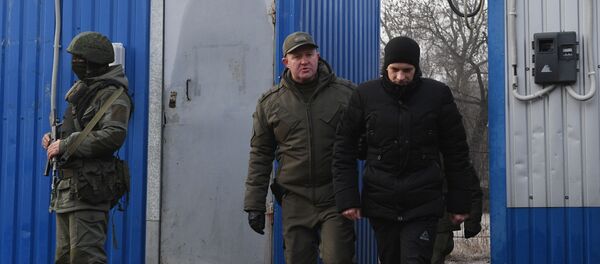 Обмен военнопленными между ДНР, ЛНР и Украиной в Донецкой области Обмен военнопленными между ДНР, ЛНР и Украиной в Донецкой области - Sputnik Беларусь