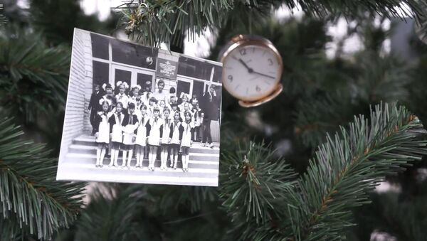 Припять увидела новогоднюю елку впервые после аварии на ЧАЭС - видео - Sputnik Беларусь