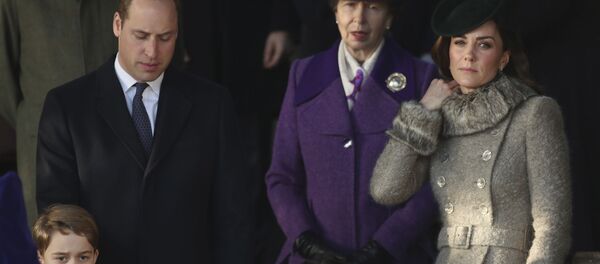 Герцогиня Кембриджская Кейт Миддлтон  с супругом принцем Уильямом - Sputnik Беларусь