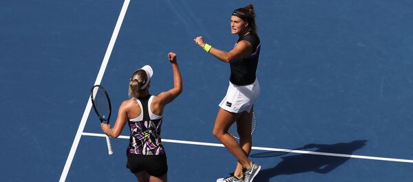 Белорусско-бельгийский дуэт Арина Соболенко и Элиз Мертенс Белорусско-бельгийский дуэт Арина Соболенко и Элиз Мертенс - Sputnik Беларусь