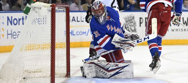 Российский вратарь Нью-Йорк Рейнджерс Игорь Шестеркин  - Sputnik Беларусь