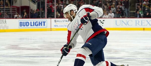 Российский хоккеист Александр Овечкин Российский хоккеист Александр Овечкин - Sputnik Беларусь