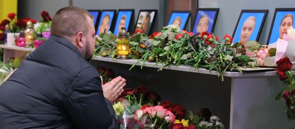 Память погибших в авиакатастрофе членов экипажа Boeing-737 почтили в Киеве - Sputnik Беларусь