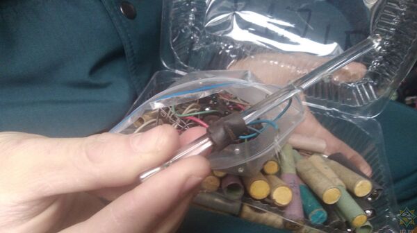 Килограмм ртути нашли в подъезде многоэтажки в Гомеле - Sputnik Беларусь