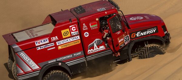 МАЗ на 8-м этапе Дакара - Sputnik Беларусь