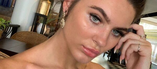 Британская фотомодель Мадалин Дэвис - Sputnik Беларусь