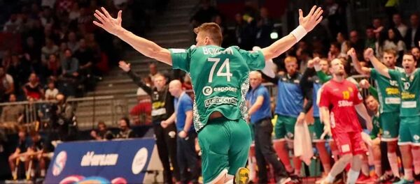 Гандбольная сборная Беларуси вышла в следующий раунд ЧЕ-2020 - Sputnik Беларусь