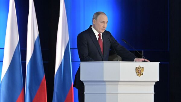 Президент России Владимир Путин выступает с ежегодным посланием Федеральному собранию - Sputnik Беларусь