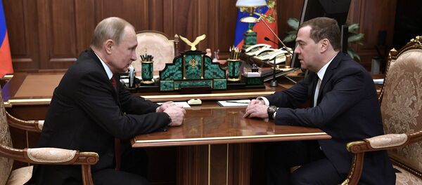 Рабочая сустрэча прэзідэнта РФ У. Пуціна і прэм'ер-міністра РФ Д. Мядзведзева 15 студзеня 2020 Рабочая сустрэча прэзідэнта РФ У. Пуціна і прэм'ер-міністра РФ Д. Мядзведзева 15 студзеня 2020 - Sputnik Беларусь