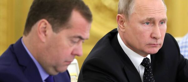 Владимир Путин и Дмитрий Медведев - Sputnik Беларусь