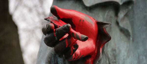 Пасольства Расіі пракаментавала інцыдэнт з помнікам Пушкіну Пасольства Расіі пракаментавала інцыдэнт з помнікам Пушкіну - Sputnik Беларусь