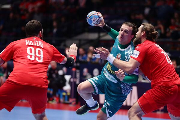 Белорусы в упорной борьбе обыграли чехов на гандбольном Евро-2020 - Sputnik Беларусь