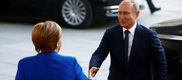 Президент России Владимир Путин и канцлер Германии Ангела Меркель - Sputnik Беларусь