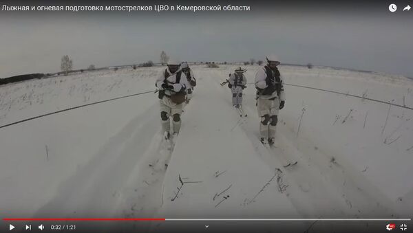 БМП вместо бугеля: мотострелки навострили лыжи на полигоне - видео - Sputnik Беларусь