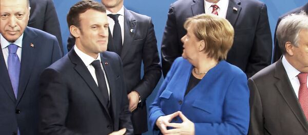 Макрон и Меркель потеряли Путина на конференции в Берлине - видео Макрон и Меркель потеряли Путина на конференции в Берлине - видео - Sputnik Беларусь