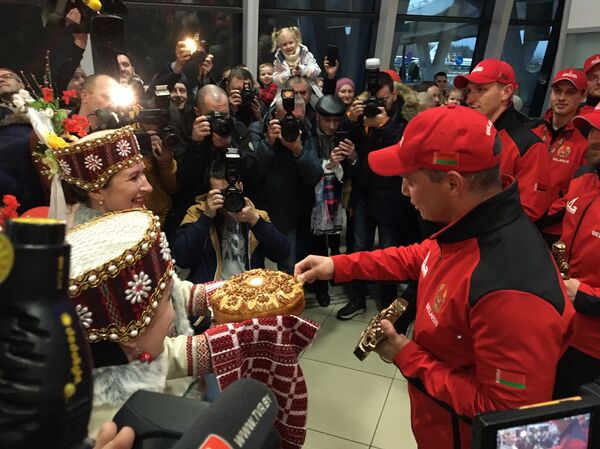 Бронзовых призеров Дакара встретили в Минске - Sputnik Беларусь