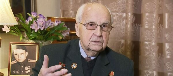 Не знают историю: ветеран войны раскритиковал польскую статью об Освенциме - Sputnik Беларусь