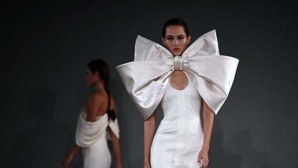 Неделя моды в Париже Haute Couture: Alexis Mabille - Sputnik Беларусь