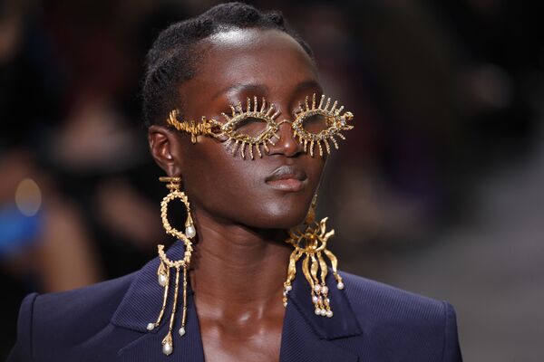 Неделя моды в Париже Haute Couture: Schiaparelli - Sputnik Беларусь