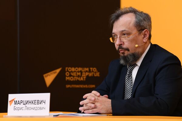 Эксперты: долгосрочной альтернативы нефти из России у Беларуси нет - Sputnik Беларусь