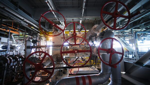 Оборудование стационарной платформы на нефтегазоконденсатном месторождении, архивное фото - Sputnik Беларусь